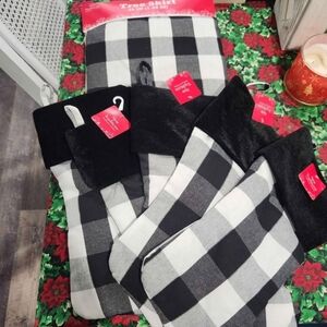 Black and White Plaid Christmas Stockings Set